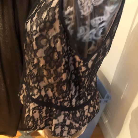 Ultra Dress Collection large black lace,nude lined button back sleeveless - Picture 5 of 10